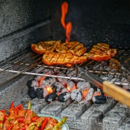 Landgut Mit Garten- Grill Und Terrasse By Interhome Mönkebude